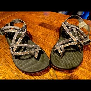 CHACO grey & orange size 7.5 women